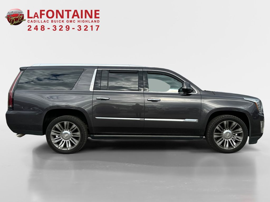 2015 Cadillac Escalade ESV Platinum Edition 8