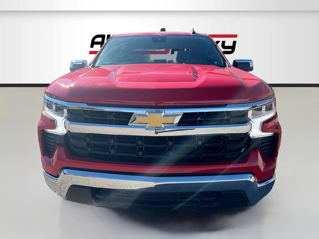 Used 2025 Red Chevrolet LT image 2