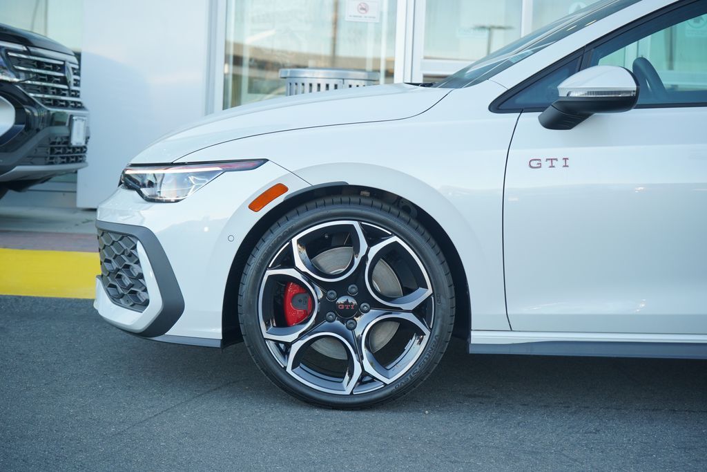 Thumbnail: 2026 Volkswagen Golf - 2