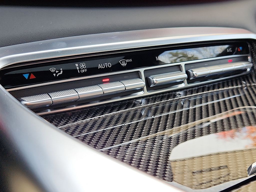 Thumbnail: 2026 Mercedes-Benz AMG GT - 11