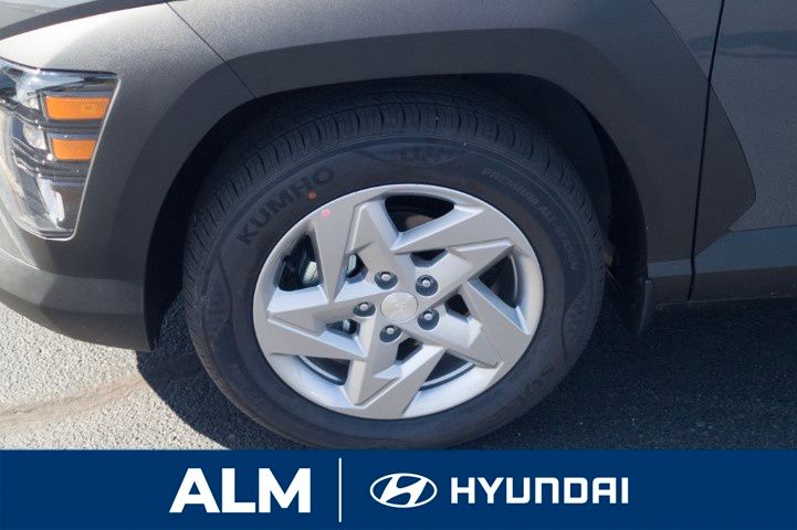 New 2027  Hyundai SE FWD image 12