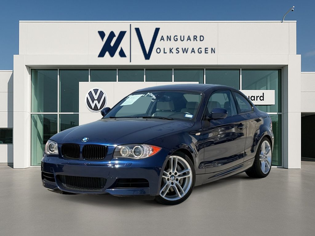 2011 BMW 1 Series 135i Coupe RWD