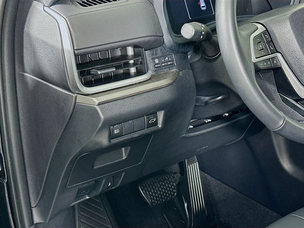 Thumbnail: 2025 Toyota Grand Highlander - 10