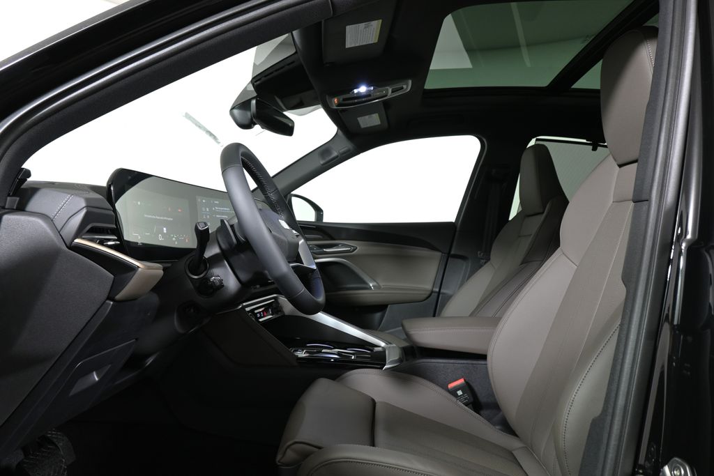 Thumbnail: 2025 Audi Q5 - 3