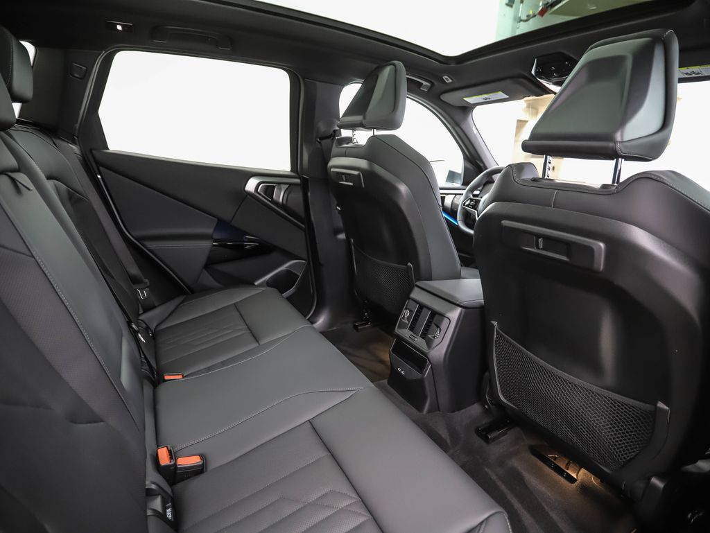 Thumbnail: 2026 BMW X3 - 25
