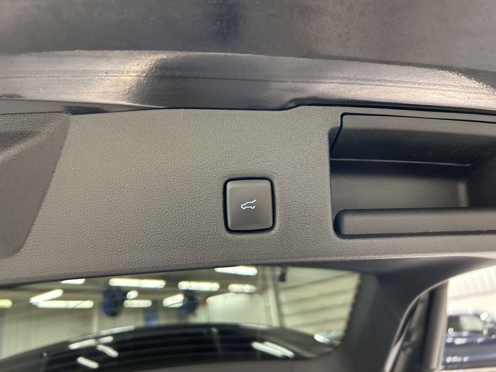 used 2022 Ford Escape car, priced at $22,456