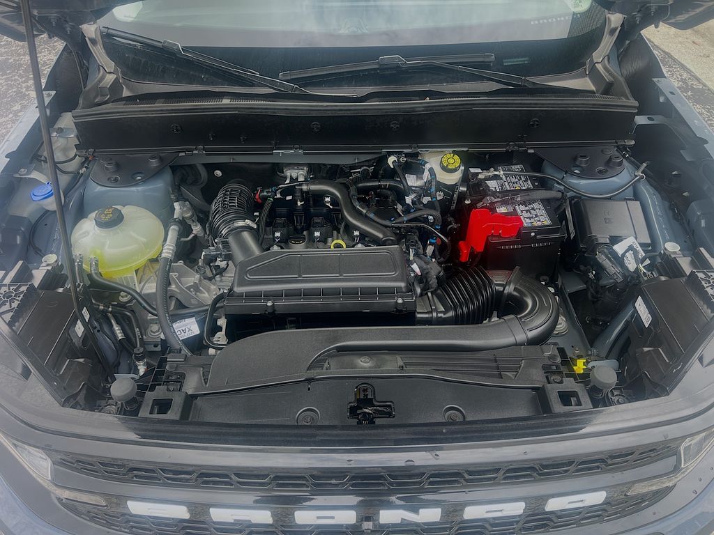 Used 2025 Gray Ford Outer Banks image 31