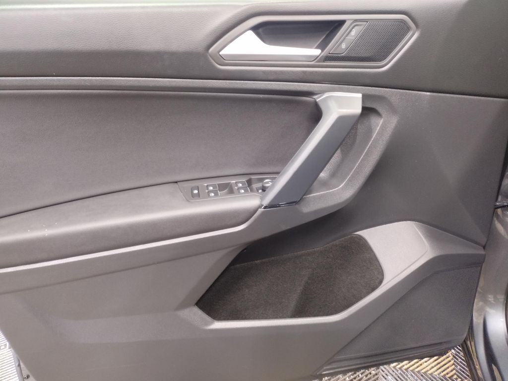 2019 Volkswagen Tiguan 2.0T SE