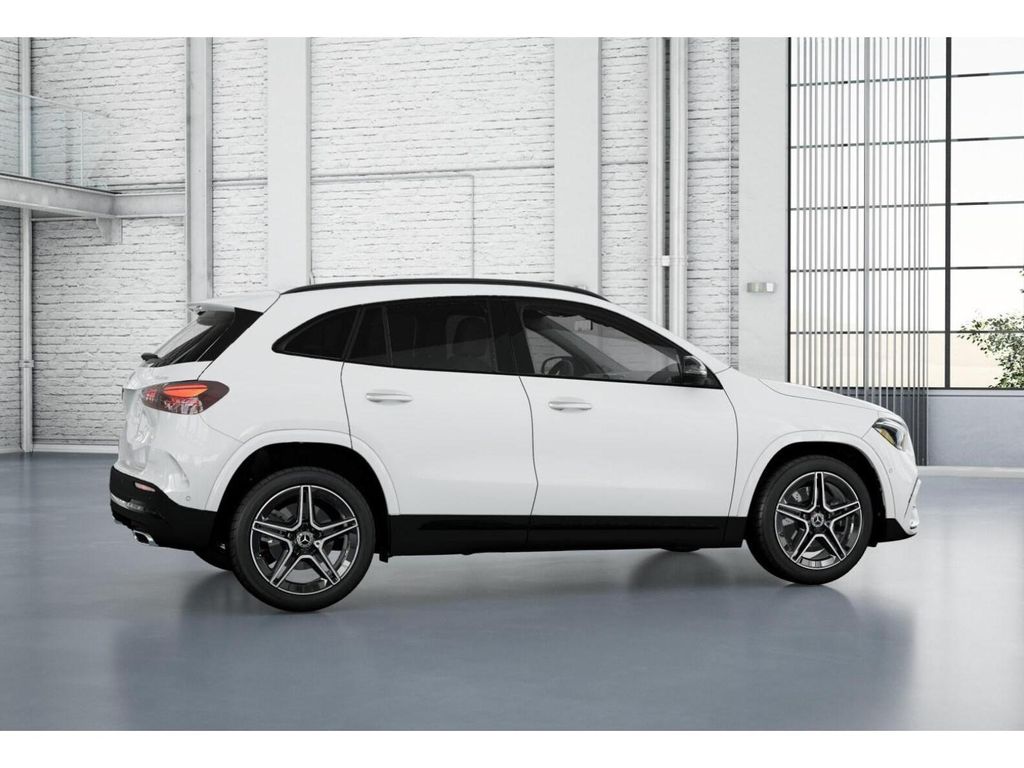 Thumbnail: 2026 Mercedes-Benz GLA - 18
