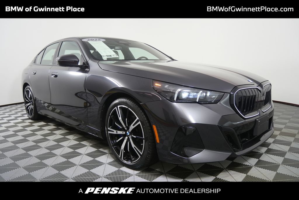 Gray (Dark Graphite) 2025 BMW 5 Series Sedan Rear-Wheel Drive 8-Speed Automatic