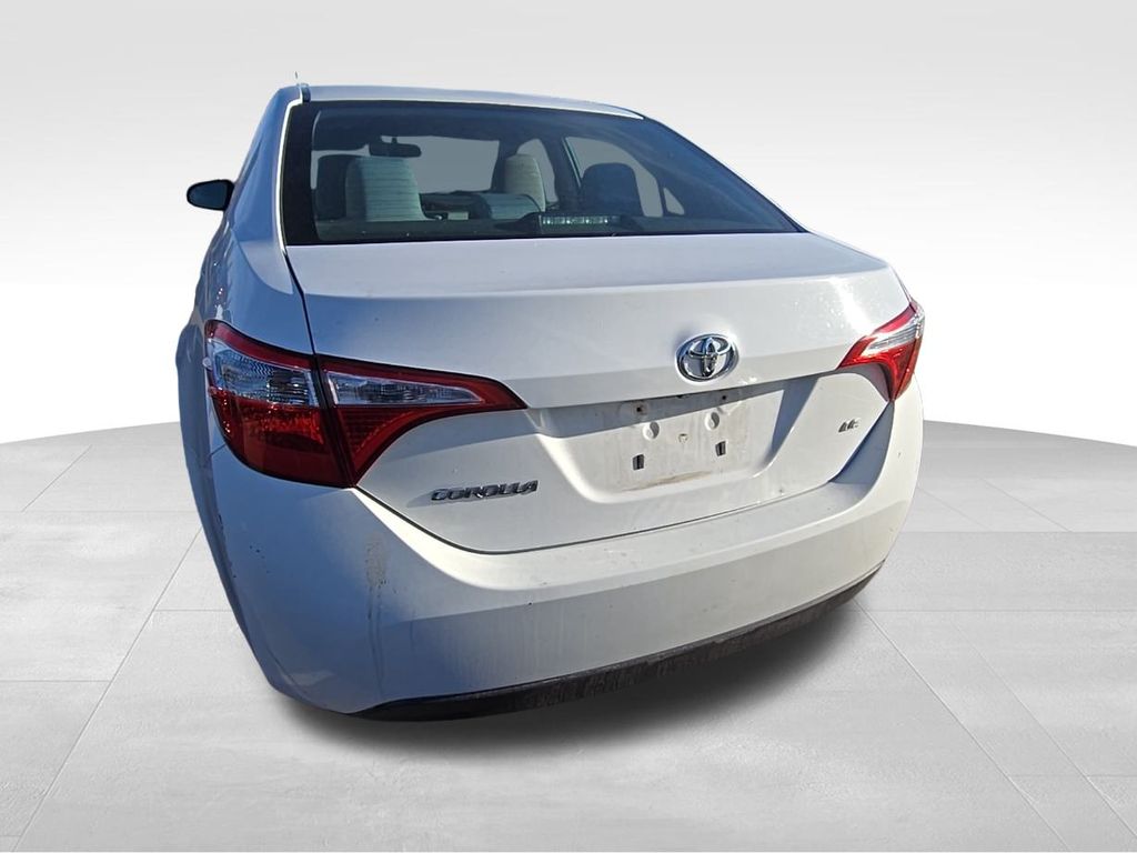 2016 Toyota Corolla L photo 5