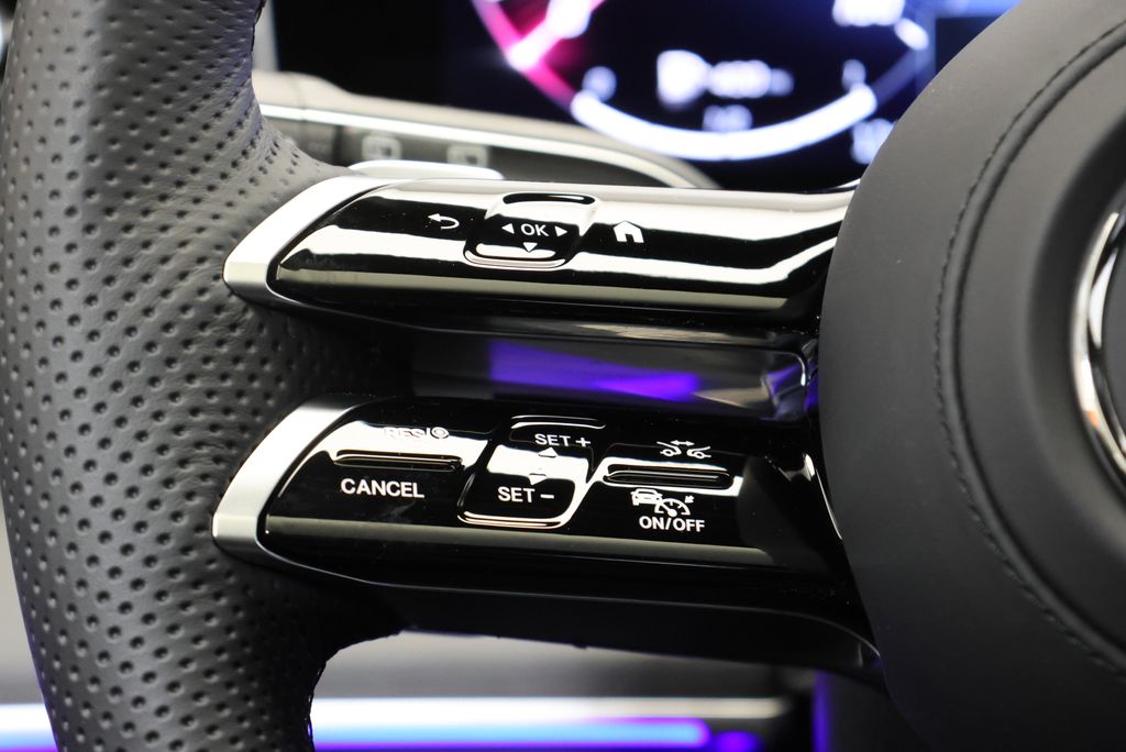 Thumbnail: 2026 Mercedes-Benz GLS - 21