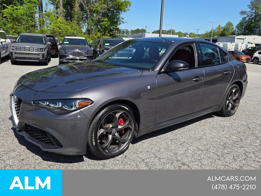 Used 2024 Gray Alfa Romeo Ti image 4