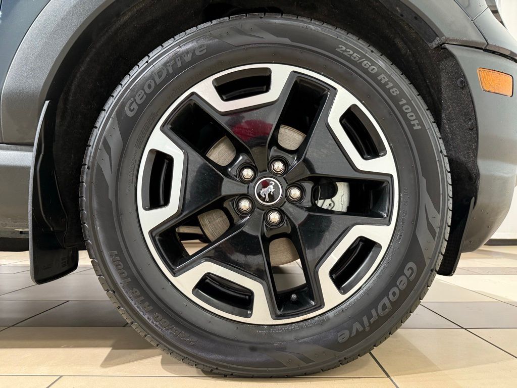 Thumbnail: 2022 Ford Bronco Sport - 9