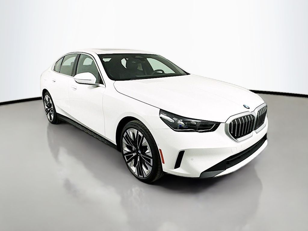 Thumbnail: 2025 BMW 5 Series - 3