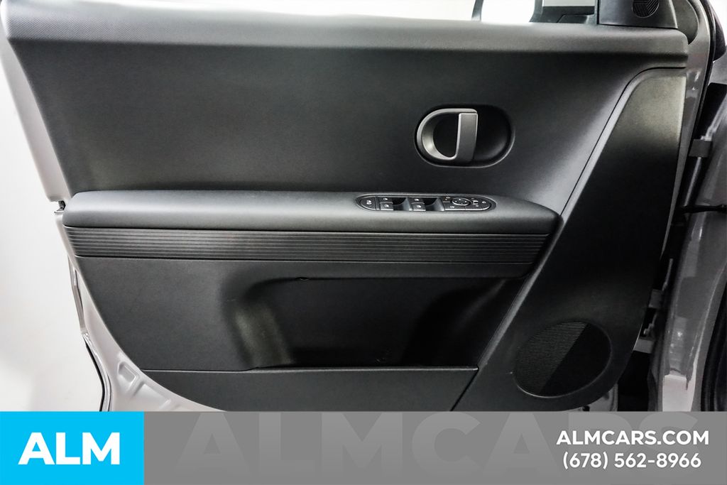 Used 2025 Gray Hyundai SEL image 49
