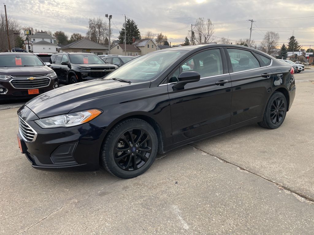 2020 Ford Fusion SE FWD