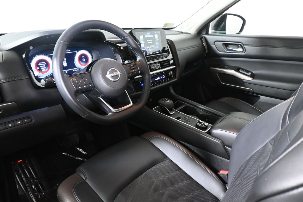 Thumbnail: 2025 Nissan Pathfinder - 15