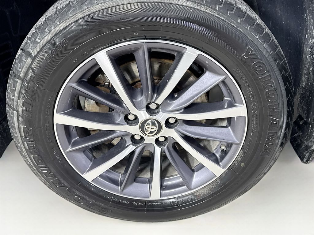 Used Car 2018 Toyota Highlander  For Sale Under $20,000 In Austin, Texas