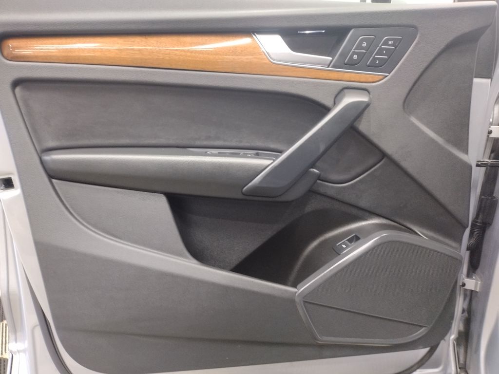 2022 Audi Q5 45 S line Premium