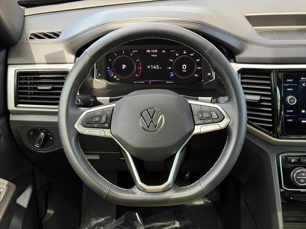 2022 Volkswagen Atlas Cross Sport 3.6L V6 SE w/Technology photo