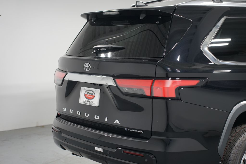 2025 Toyota Sequoia  10