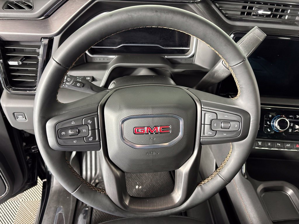 Thumbnail: 2024 GMC Sierra 2500 - 32