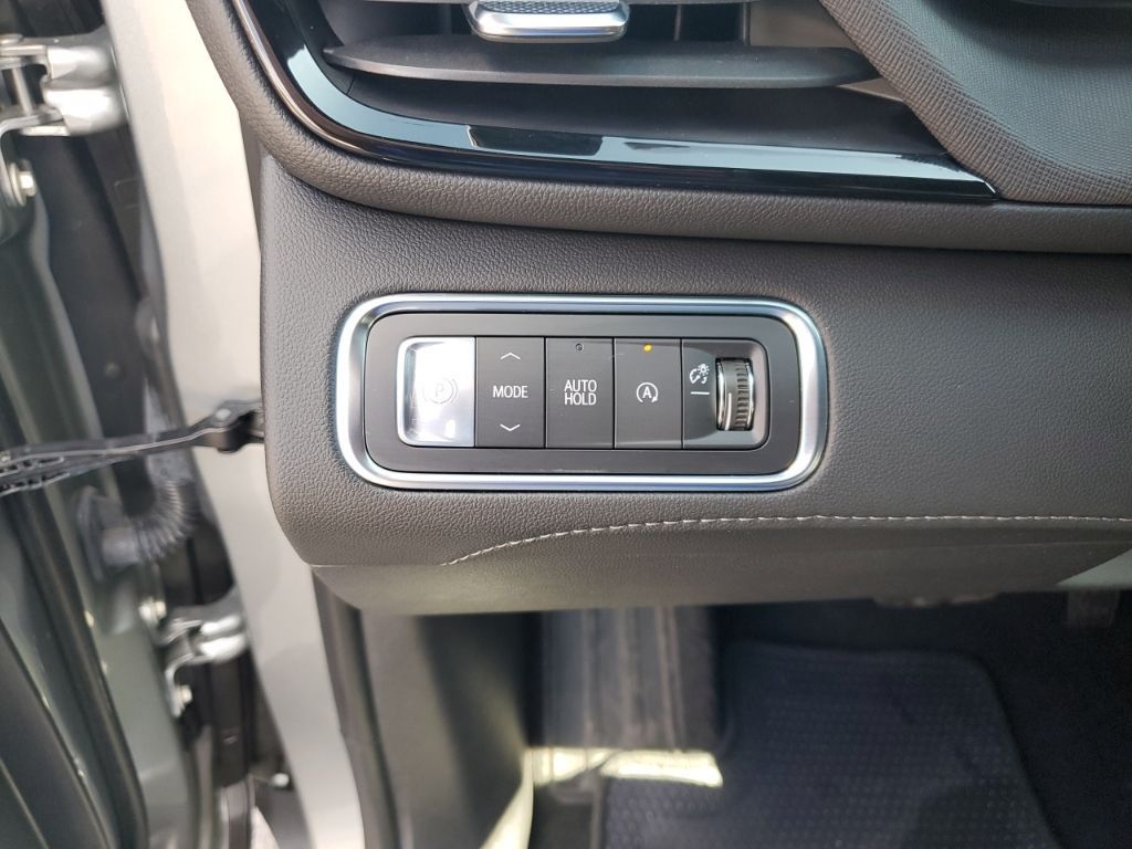 Used Car 2025 Buick Enclave  Preferred For Sale Under $40,000 In Austin, Texas