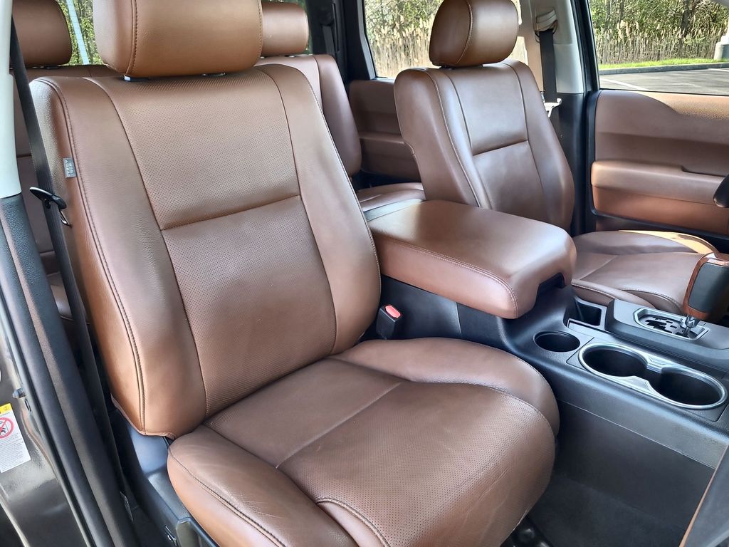 2019 Toyota Sequoia Platinum 21