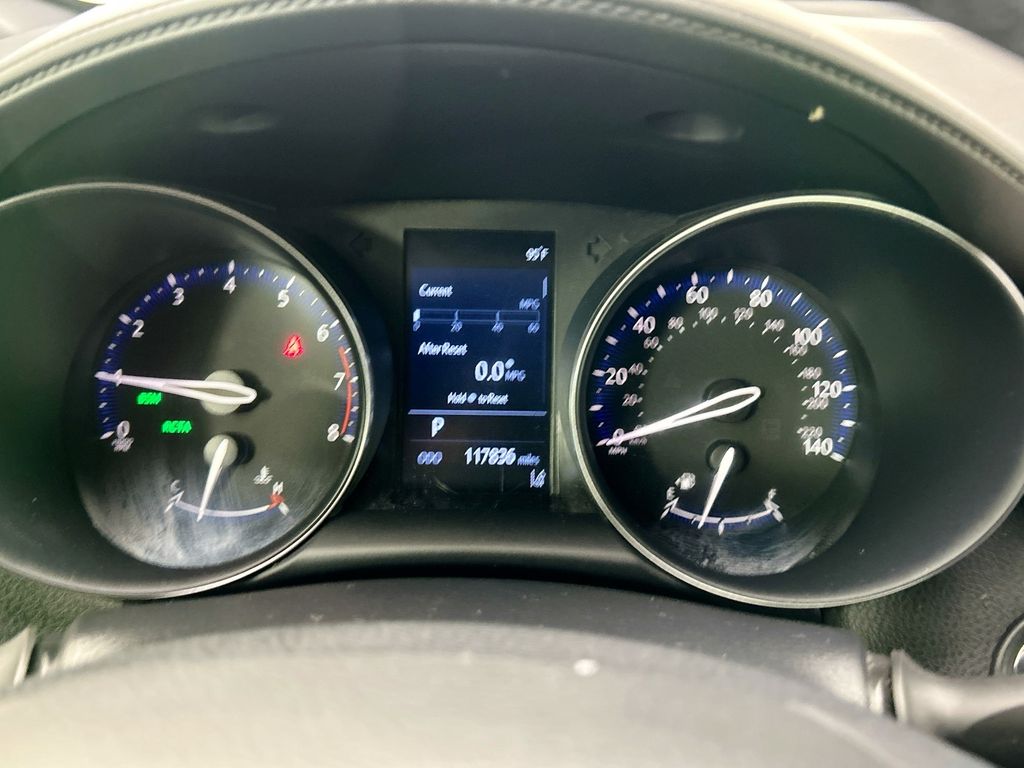 Thumbnail: 2019 Toyota C-HR - 32