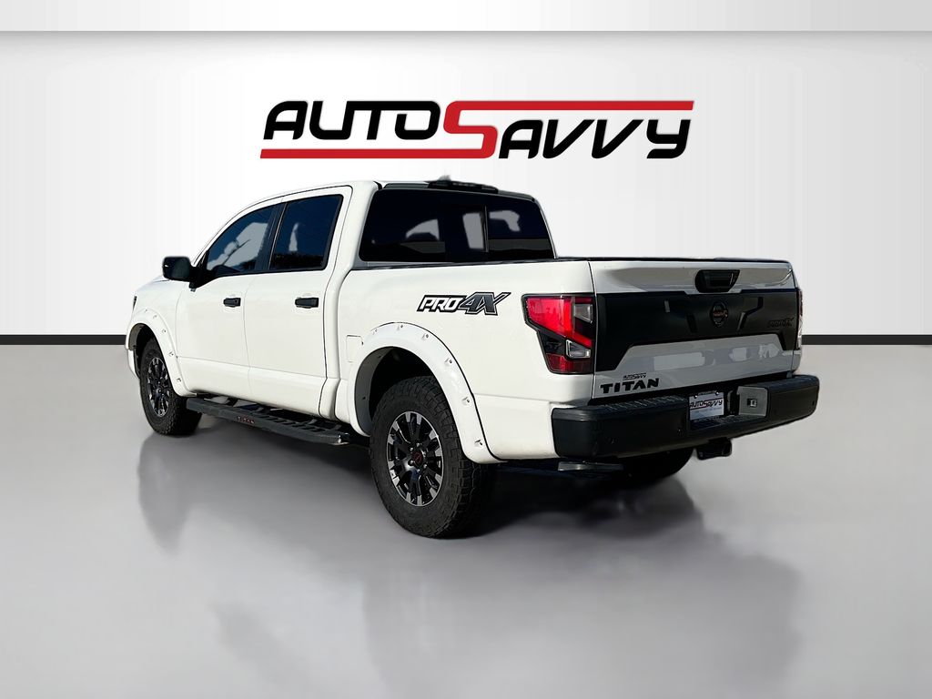 Used 2022 White Nissan PRO-4X image 5
