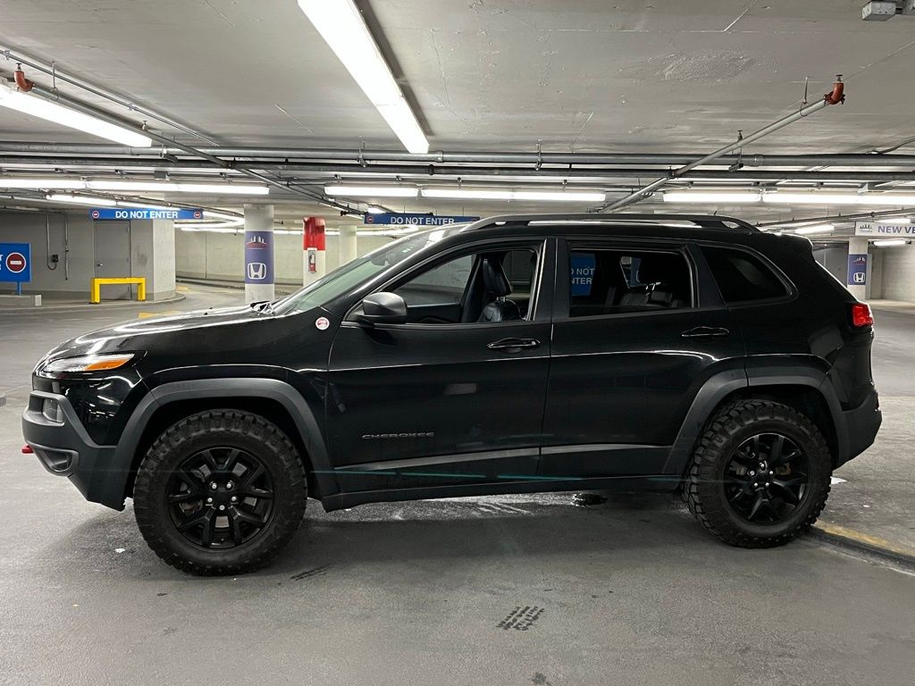 2015 Jeep Cherokee Trailhawk 28