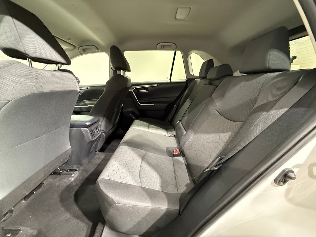 Thumbnail: 2024 Toyota RAV4 - 18