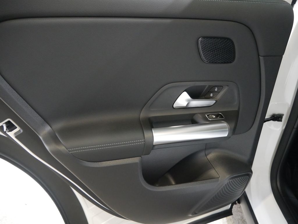 Thumbnail: 2026 Mercedes-Benz GLA - 22