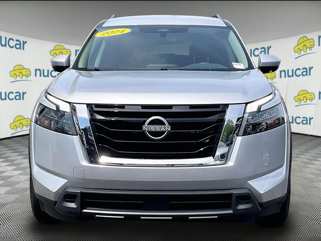 2024 Nissan Pathfinder — photo 2
