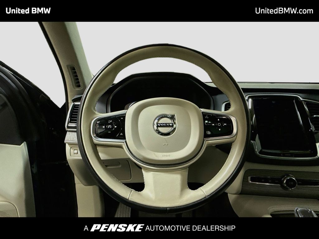 Thumbnail: 2022 Volvo XC90 - 13