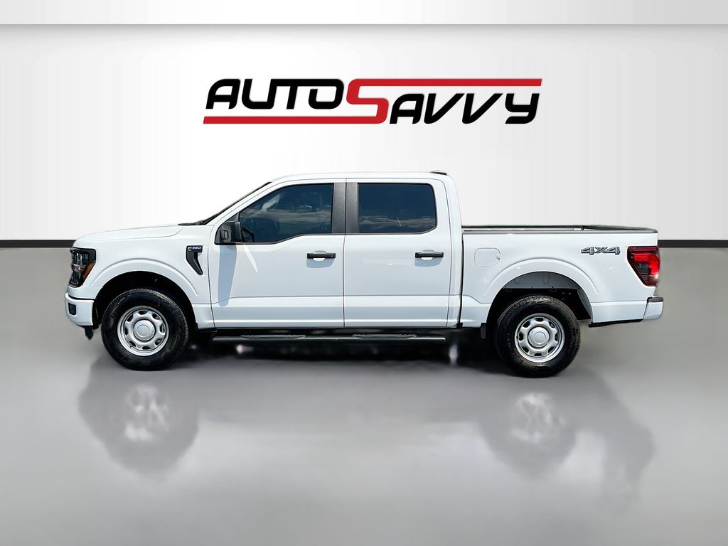 Used 2025 White Ford XL image 4