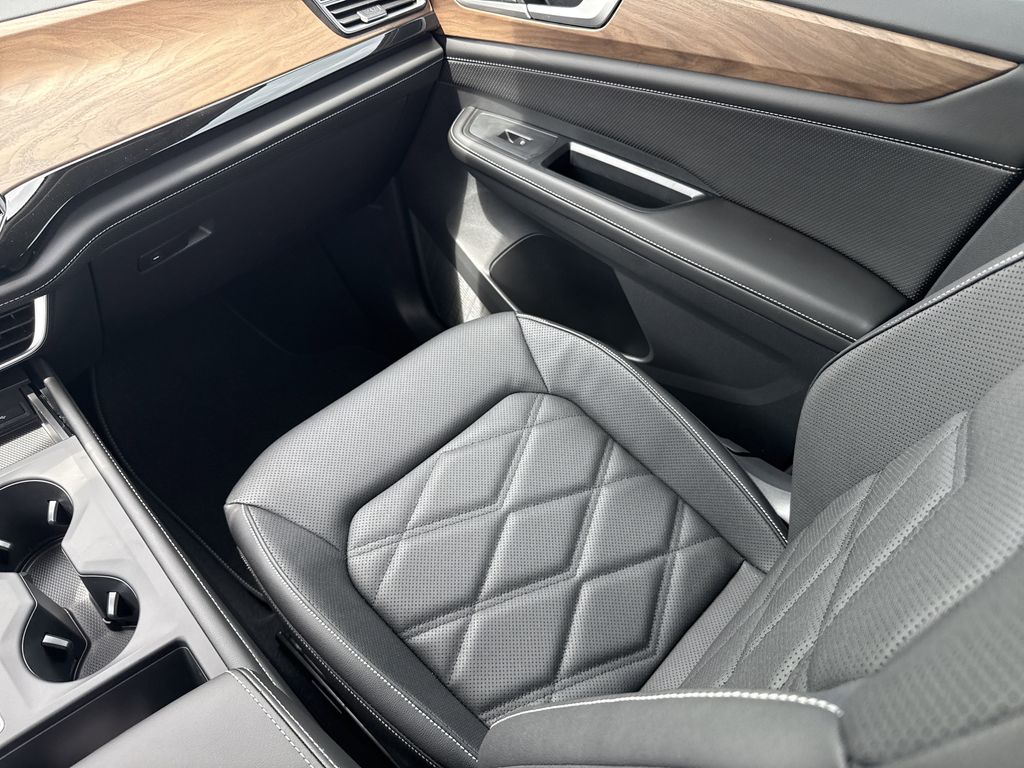 2026 Volkswagen Atlas 2.0T SE White at DeMontrond Auto Country