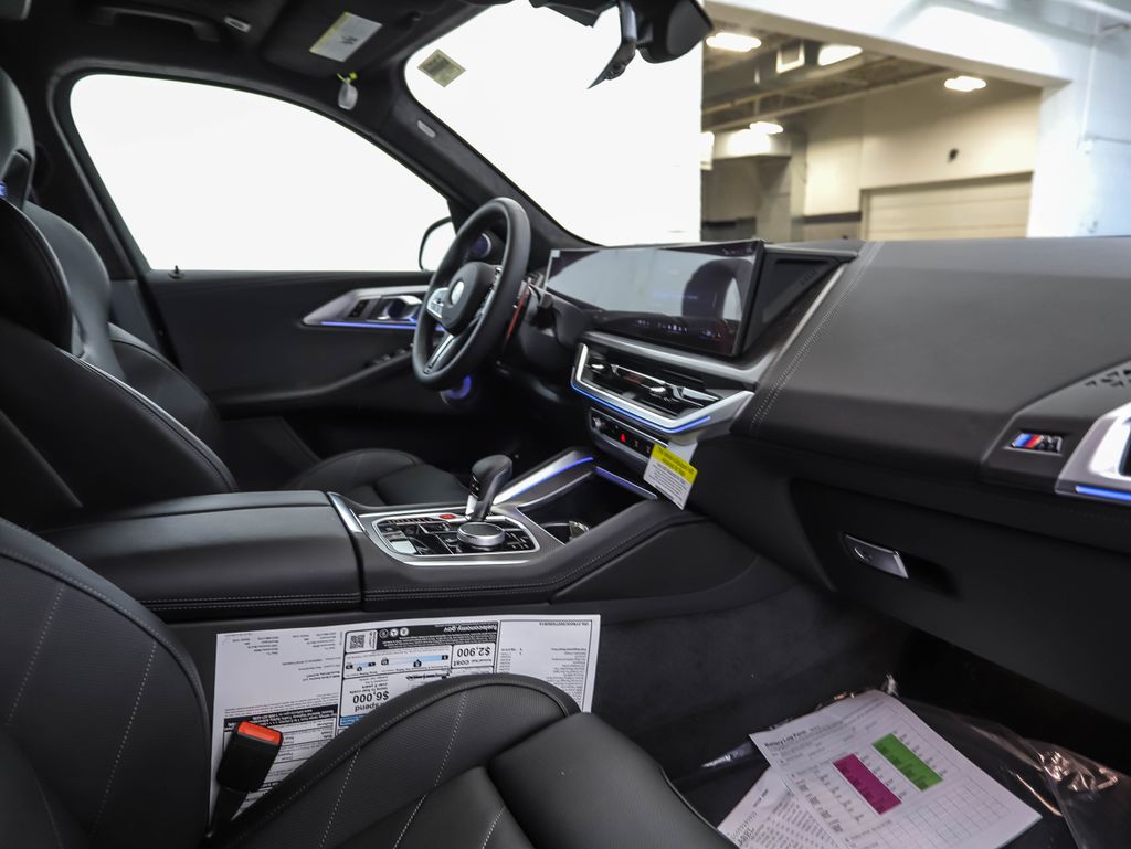 Thumbnail: 2026 BMW XM - 29