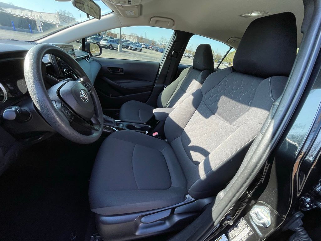 Thumbnail: 2022 Toyota Corolla - 27