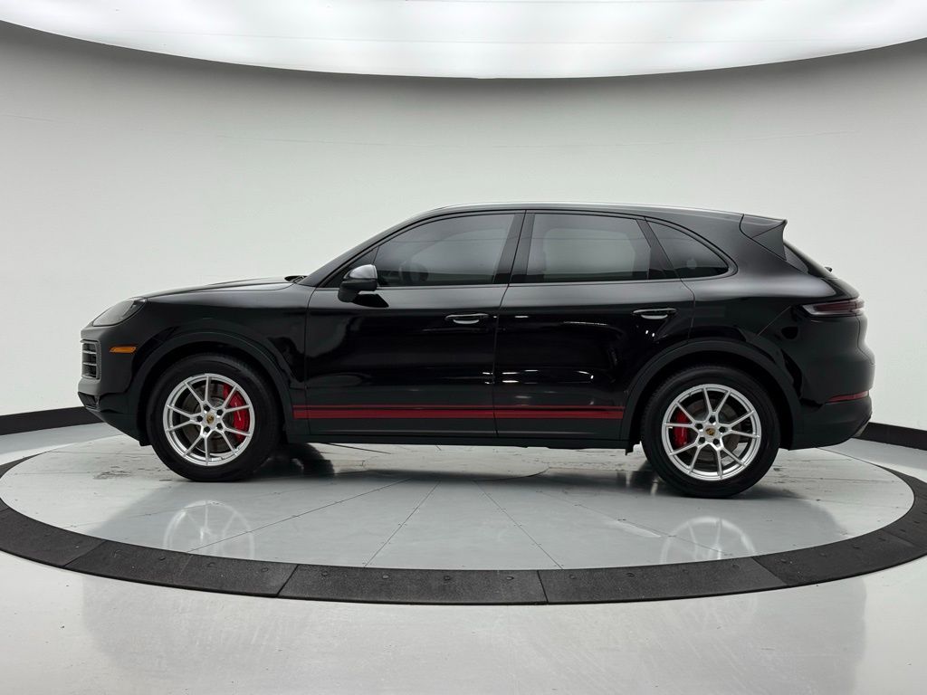 Thumbnail: 2024 Porsche Cayenne - 2