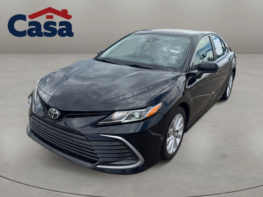 2022 Toyota Camry LE FWD