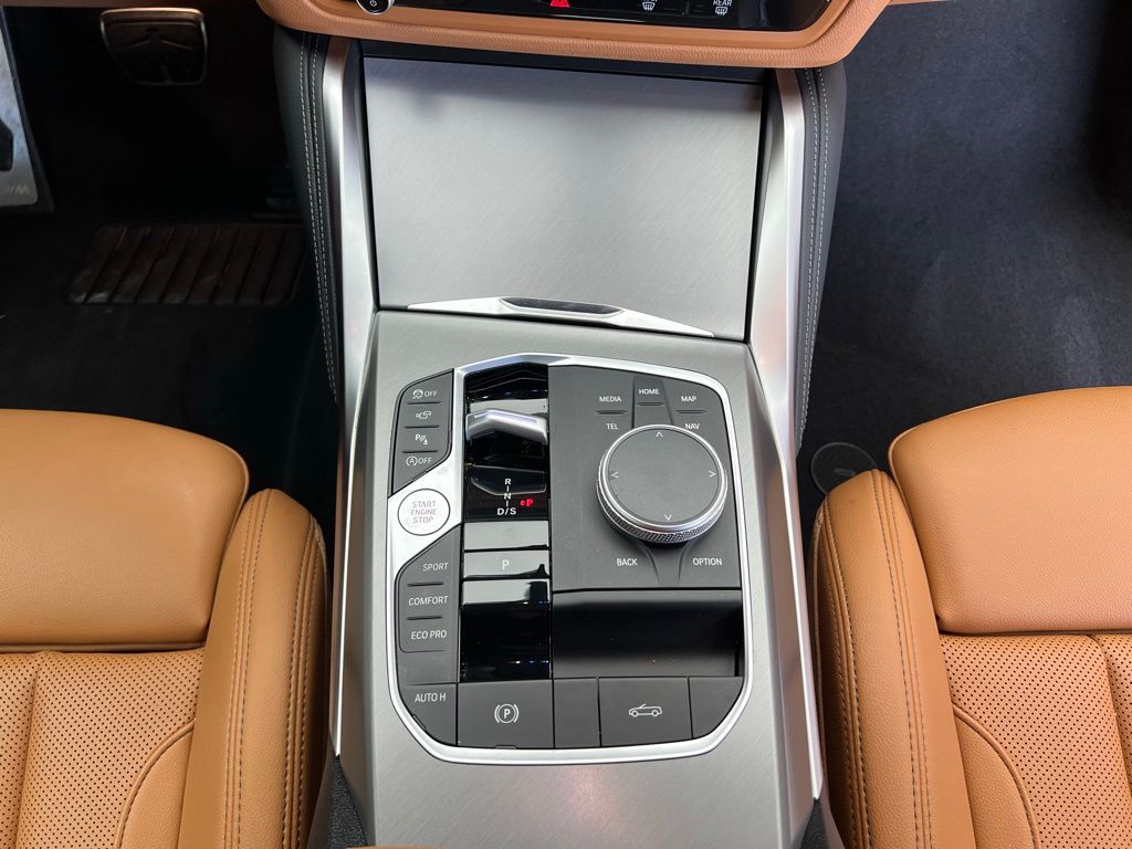 2025 BMW 4 Series M440i 17