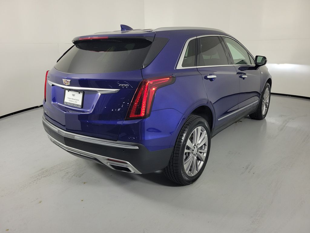 2024 Cadillac XT5 Premium Luxury - 3