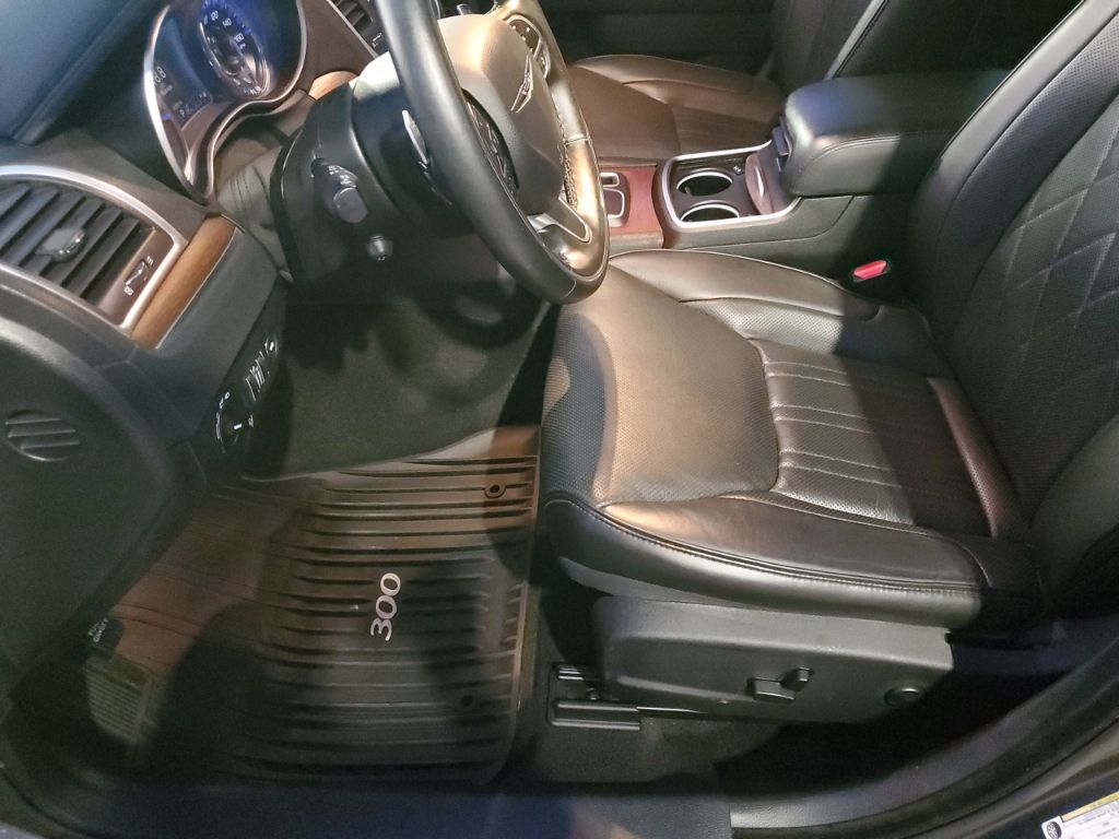 Used Car 2019 Chrysler 300  C For Sale Under $30,000 In Austin, Texas