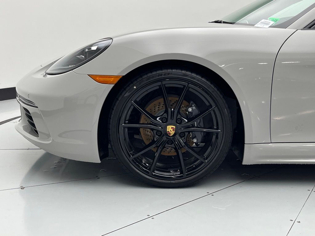 Thumbnail: 2025 Porsche 718 Cayman - 29