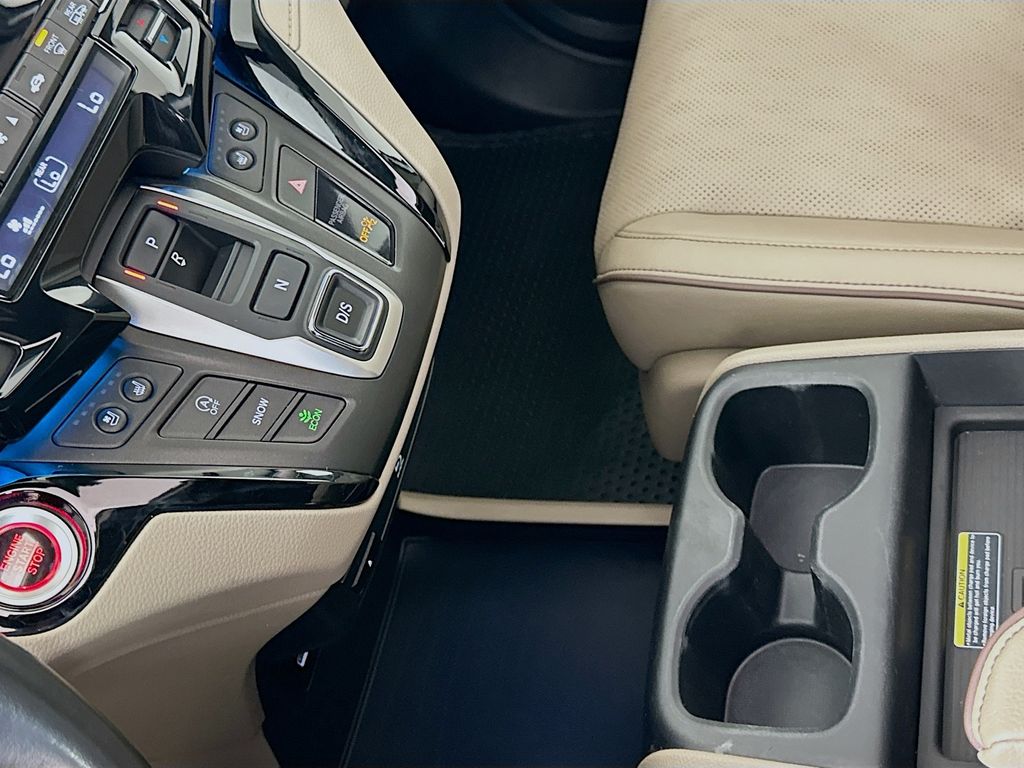 Thumbnail: 2021 Honda Odyssey - 16