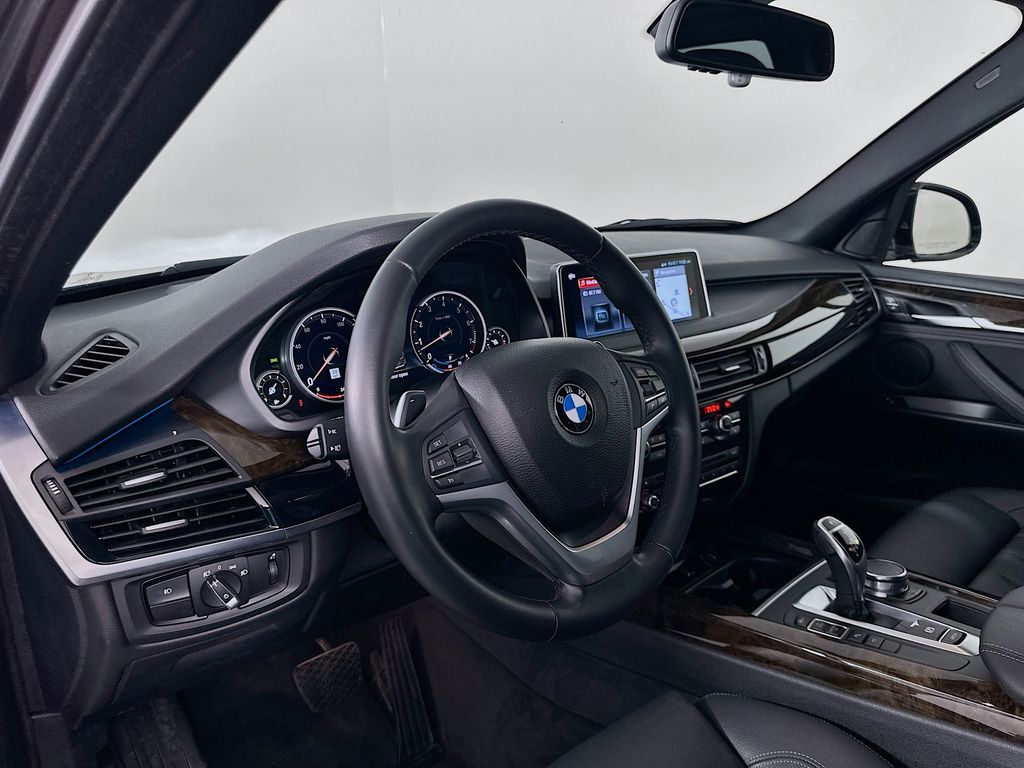 Thumbnail: 2018 BMW X5 - 9