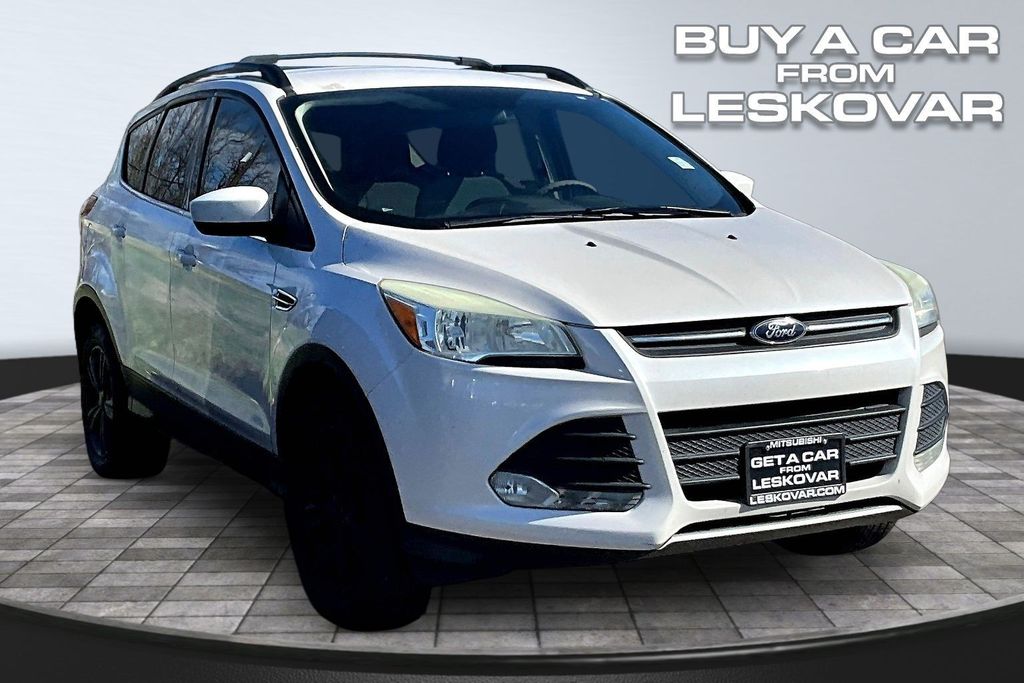 Oxford White 2013 Ford Escape SE AWD SUV / Crossover All-Wheel Drive 6-Speed Automatic
