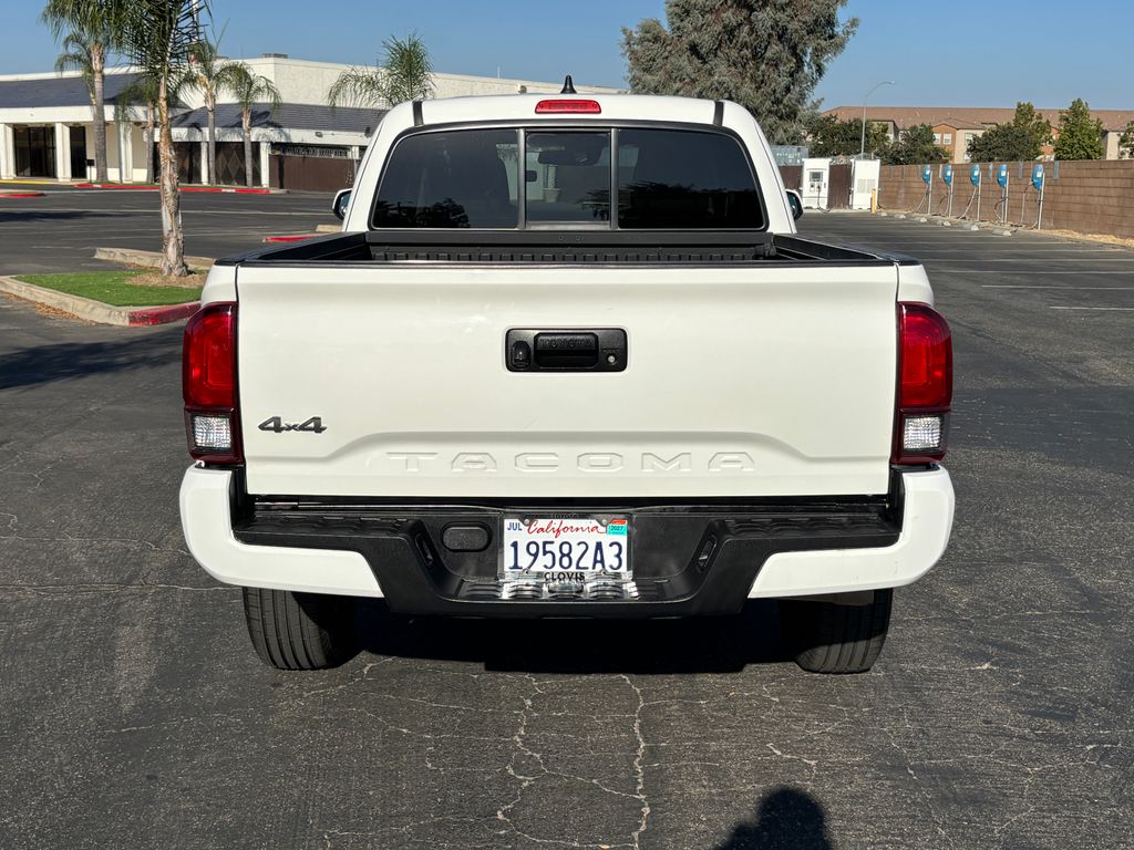 Thumbnail: 2020 Toyota Tacoma - 6